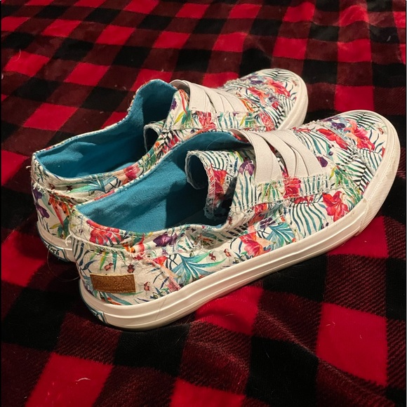 COPY - BLOWFISH Barely worn women’s loafers. - Picture 8 of 8